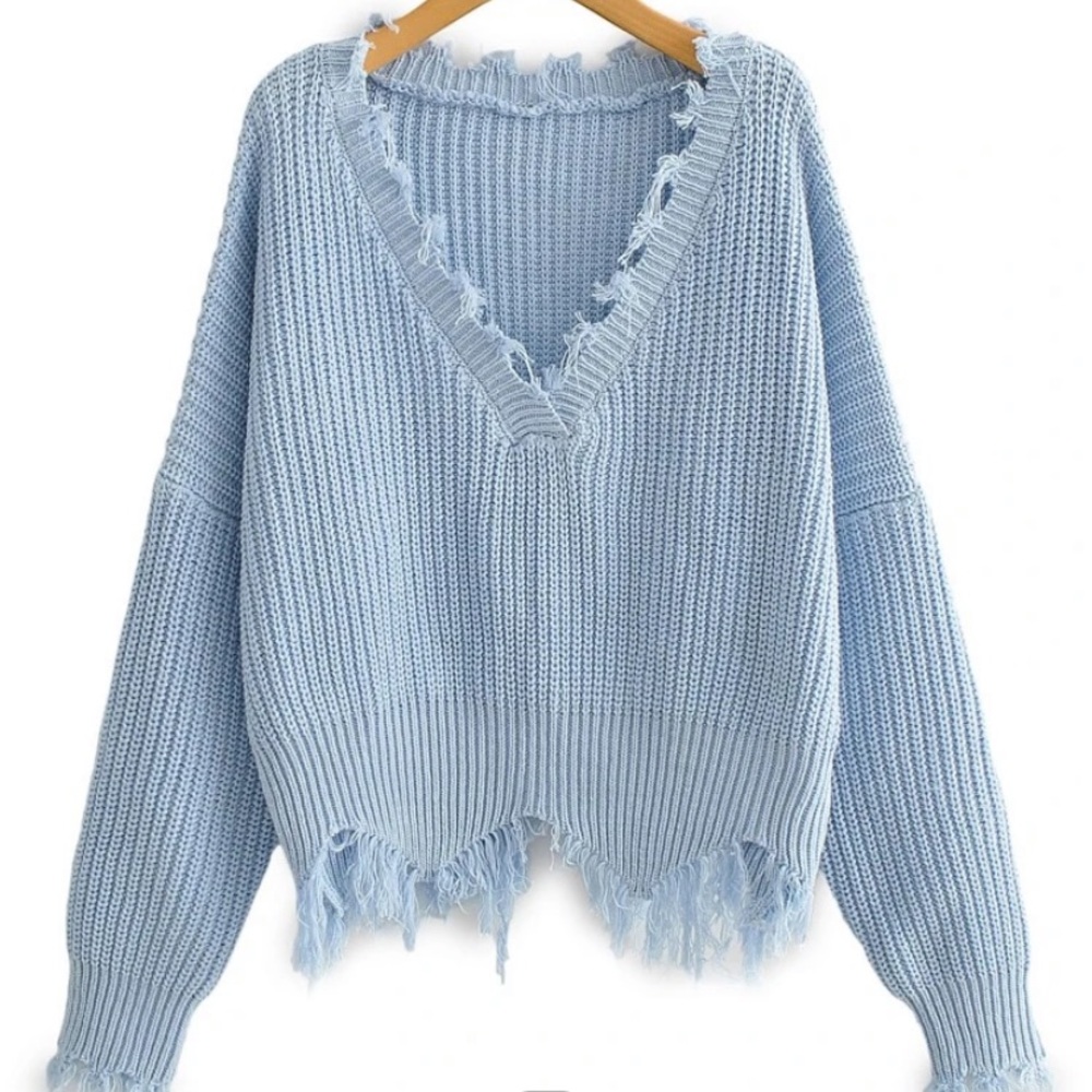 Blue destroyed sweater